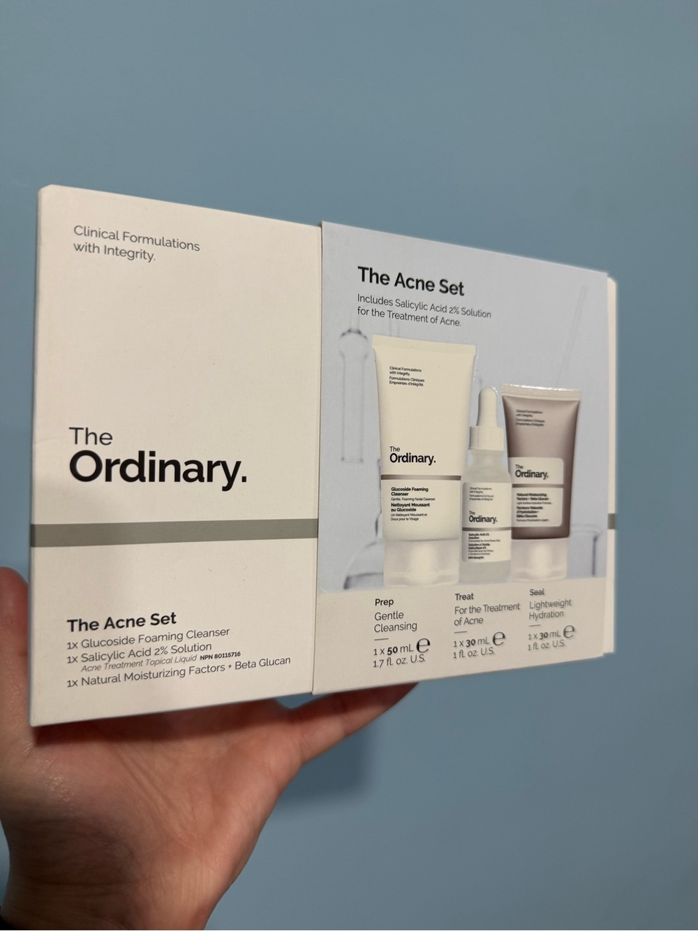 TheOrdinary Acne Set White and Cream Packaging